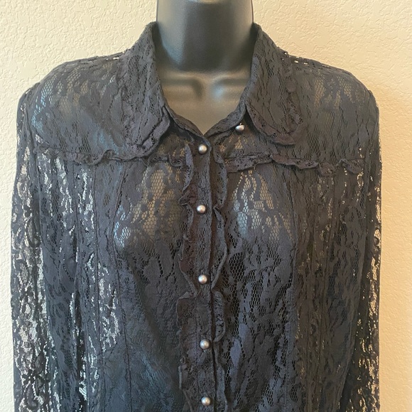 Black Lace Top - Picture 2 of 6